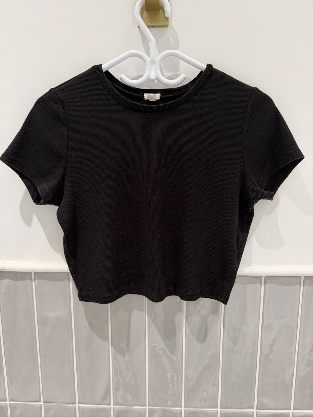 Women’s Black ‘SnatchRib’ Cropped Crewneck Tee